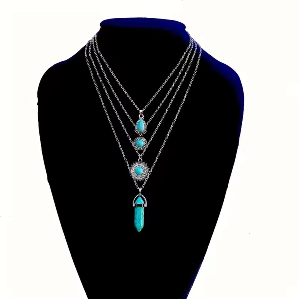 Cute 4 pc Women's Necklace - Picture 8 of 10